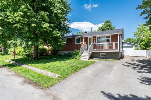 4014 Rue Octave  Laval (Fabreville), QC H7R 5C1