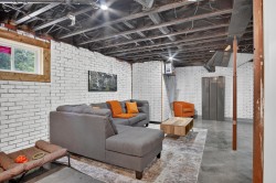 Family Room - 