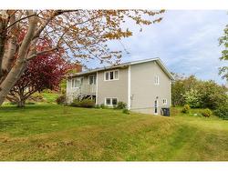 15 Kelliview Crescent  Conception Bay South, NL A1X 6Z5