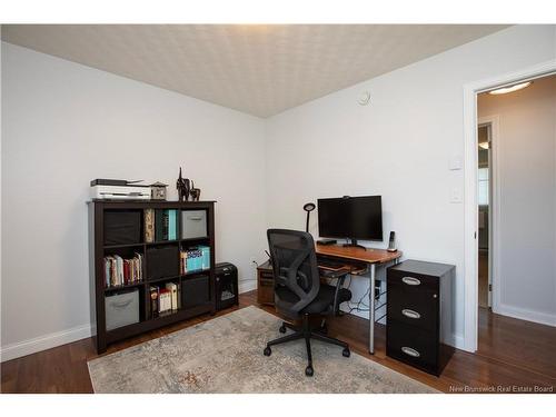 137 Manresa Dr, Fredericton, NB 