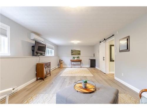 137 Manresa Dr, Fredericton, NB 