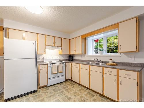 137 Manresa Dr, Fredericton, NB 
