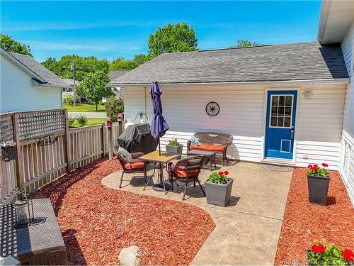 137 Manresa Dr, Fredericton, NB 