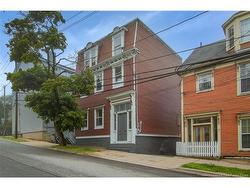 5 Paddock ST Saint John, NB E2L 3A5