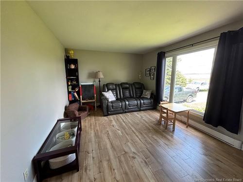 5918 Route 17, Saint-Quentin, NB 