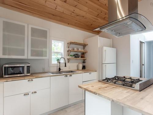 11085 Shore Road, Outram, NS 
