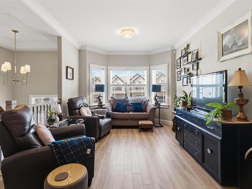 146 Maple Grove Avenue, Timberlea, NS - Indoor Photo Showing Living Room