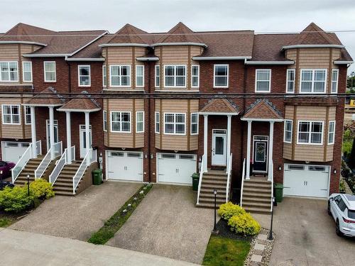 146 Maple Grove Avenue, Timberlea, NS - Outdoor With Facade