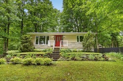 252 Ch. de la Rivière-du-Nord  Saint-Colomban, QC J5K 2E4