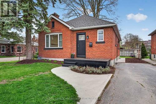 229 PARK STREET  Kingston (Central City East), ON K7L 1K4