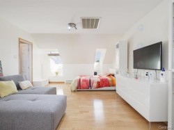 Mezzanine - 
