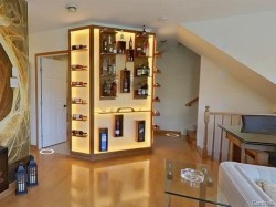 Bar - 