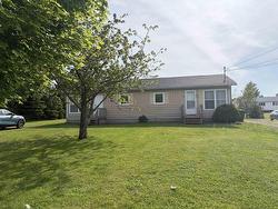51-53 MATWOOD Drive Stratford, PE C1B 1K6