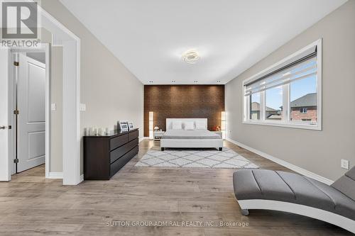 187 Trail Boulevard, Springwater, ON 