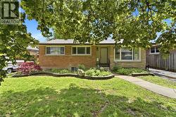 133 KINGSLEA Drive Unit# MAIN Hamilton, ON L8T 4A7