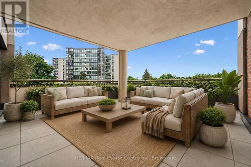 201 - 22 MARILYN DRIVE  Guelph (Riverside Park), ON N1H 7T1