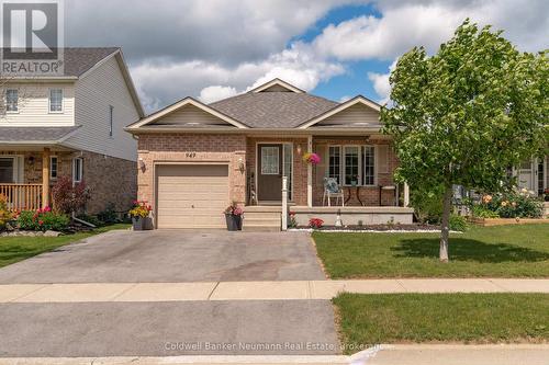 949 GZOWSKI STREET  Centre Wellington (Fergus), ON N1M 3W1