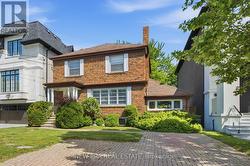 654 BEDFORD PARK AVENUE Toronto, ON M5M 1K3
