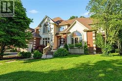 1111 CROFTON Way  Burlington, ON L7P 4X1
