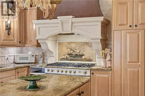 1111 Crofton Way, Burlington, ON 