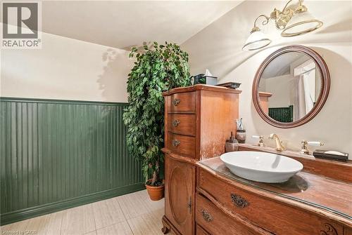 1111 Crofton Way, Burlington, ON 