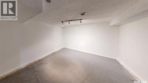 6150 7Th Avenue N, Regina, SK 