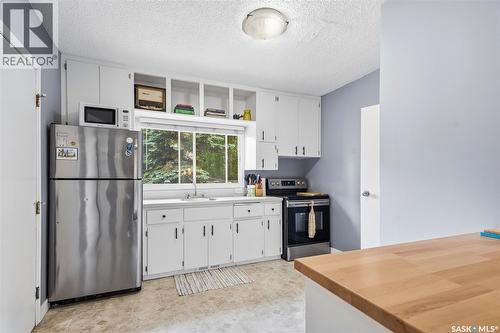 902 10Th Street E, Saskatoon, SK 