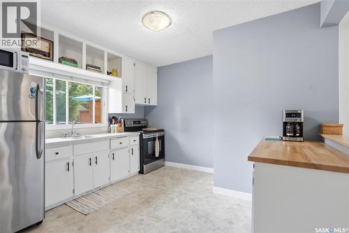 902 10Th Street E, Saskatoon, SK 