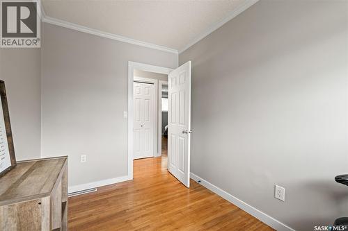 4835 7Th Avenue, Regina, SK 
