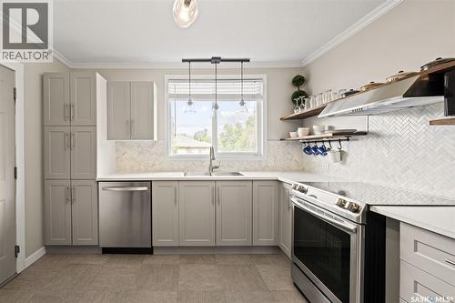 4835 7Th Avenue, Regina, SK 