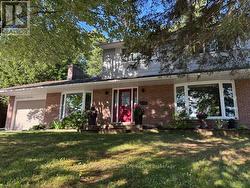 687 GUINEVERE COURT North Bay (Birchaven), ON P1A 3M1