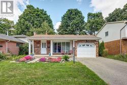 219 WORTHINGTON AVENUE  London South (South T), ON N5Z 4H9
