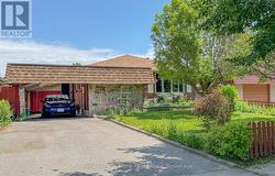 259 NIPIGON STREET  Oshawa (Mclaughlin), ON L1J 4N8