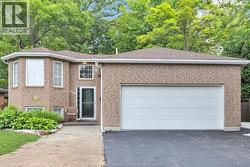 6860 MATCHETTE Unit# UPPER Lasalle, ON N9J 3H7