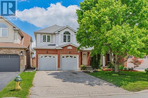 15 CAMM CRESCENT  Guelph (Pineridge/Westminster Woods), ON N1L 1J9