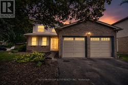 6505 MILLER'S GROVE  Mississauga, ON L5N 3E5