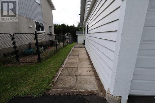 12 Downsview Crescent, Ottawa, ON 