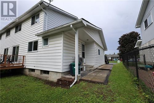 12 Downsview Crescent, Ottawa, ON 