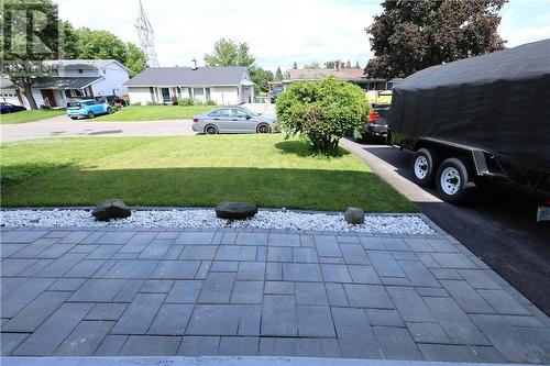 12 Downsview Crescent, Ottawa, ON 
