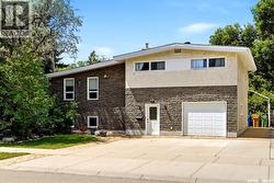 4120 Hillsdale STREET  Regina, SK S4S 3Z1