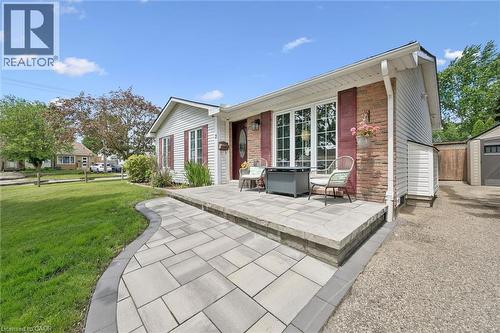 2 Keewatin Avenue, Kitchener, ON 