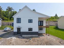 18 Reba RD  Saint John, NB E2J 5E2