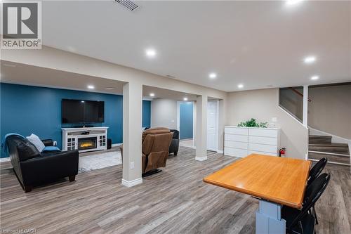 28 Mcgibbon Court, Kitchener, ON 