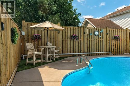 479 Timbercroft Crescent, Waterloo, ON 