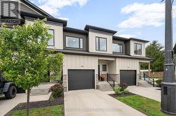 302 - 360 QUARTER TOWN LINE Tillsonburg, ON N4G 0H7