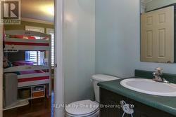 2nd bdrm, semi ensuite bathroom - 