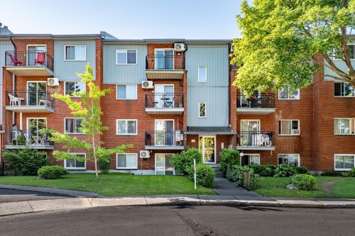 402-655 Place Chomedey  Laval (Chomedey), QC H7V 4B6