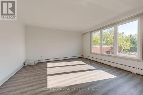 2 - 362 ROYAL YORK ROAD , Toronto, Ontario M8Y 2R2 5
