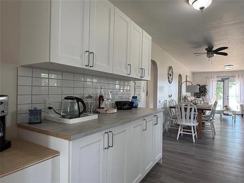 6 Beach Road, Langruth, MB 