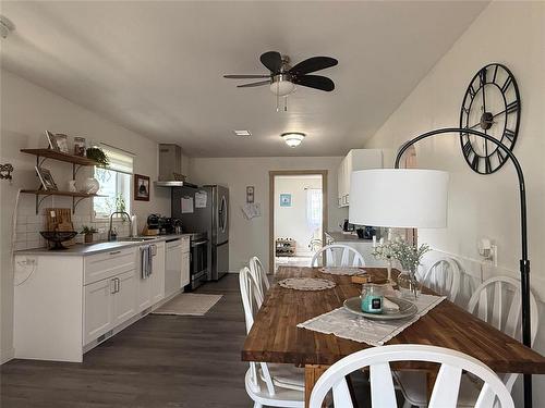 6 Beach Road, Langruth, MB 